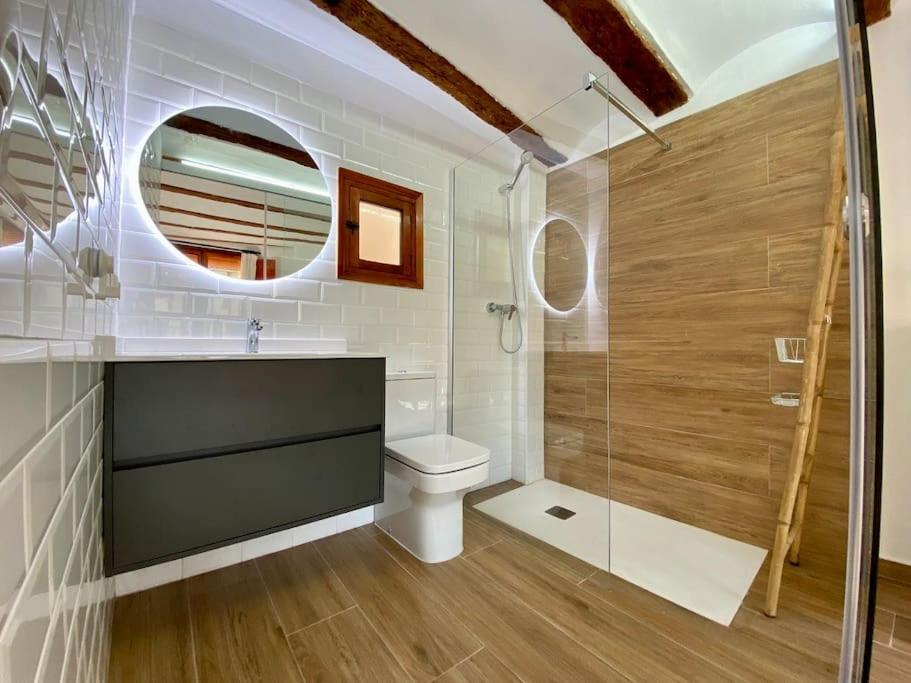 Villa Sol Casa Con Cueva Privada Y Vistas A La Iglesia レケナ エクステリア 写真