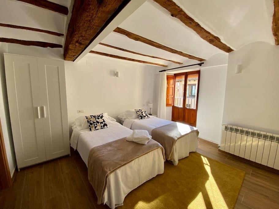 Villa Sol Casa Con Cueva Privada Y Vistas A La Iglesia レケナ エクステリア 写真