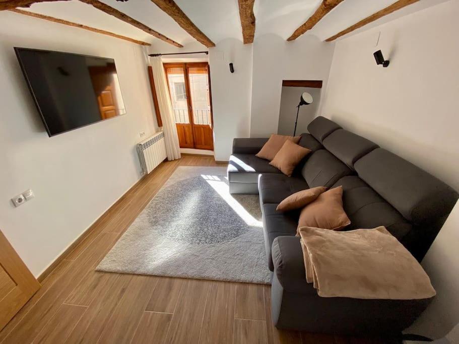 Villa Sol Casa Con Cueva Privada Y Vistas A La Iglesia レケナ エクステリア 写真